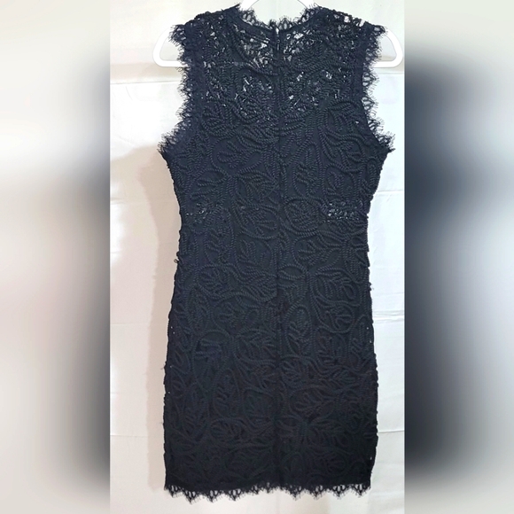 Sexy Black Mini - Picture 2 of 5